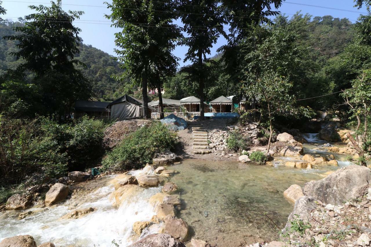 Oyo 23439 Tapovan Heights Camp & Resort Narendra Nagar Ngoại thất bức ảnh